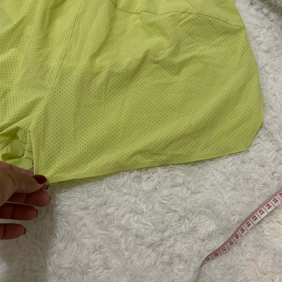 Lululemon athletic shorts for women’s - Picture 11 of 12